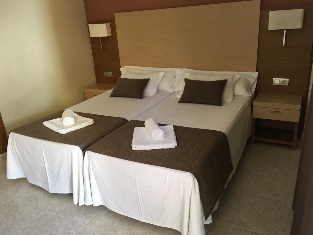 Hotel Rosabel Benidorm Esterno foto